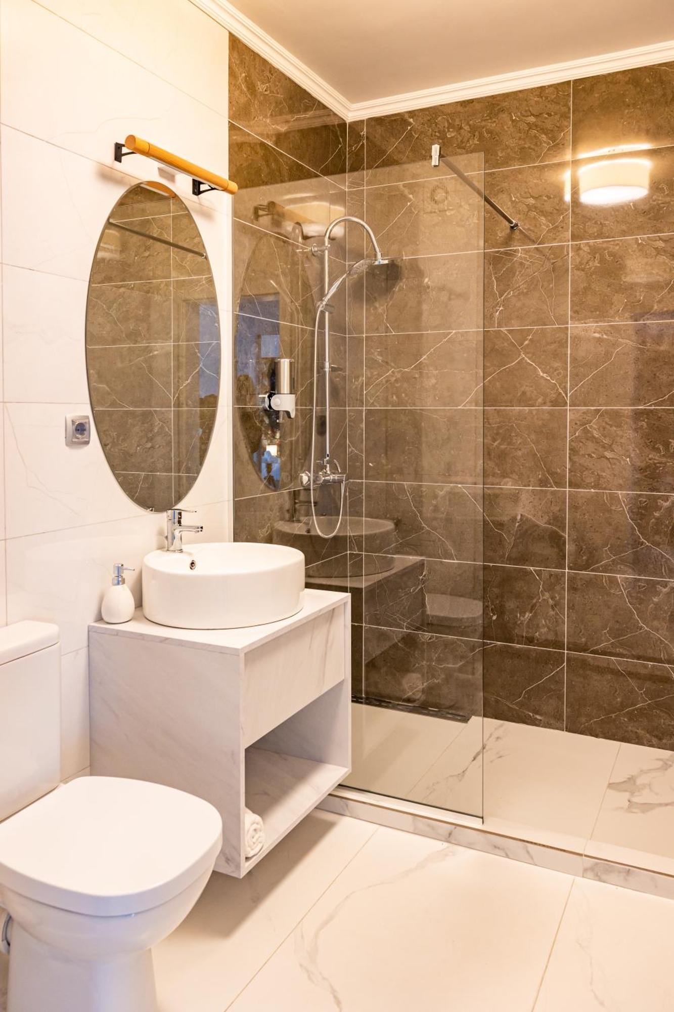 Tower Apartments Cluj Napoca Bagian luar foto